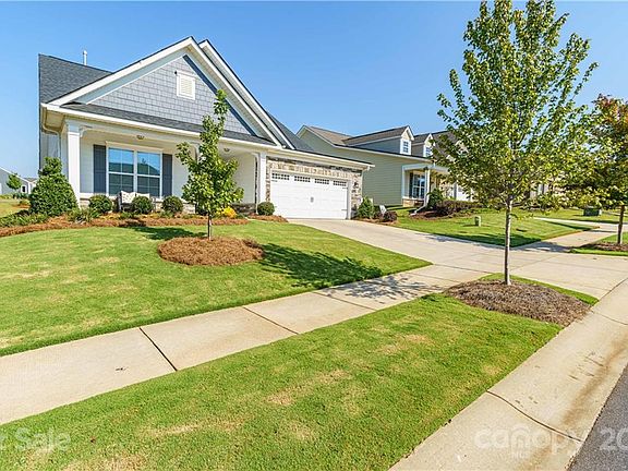 3rd image of 436 Trillium Way