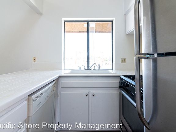 4th image of 3750 Glendon Ave APT 36