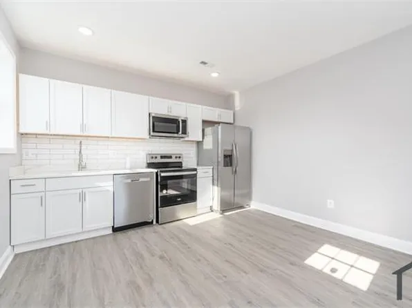 2013 E 30th St, Baltimore, MD 21218