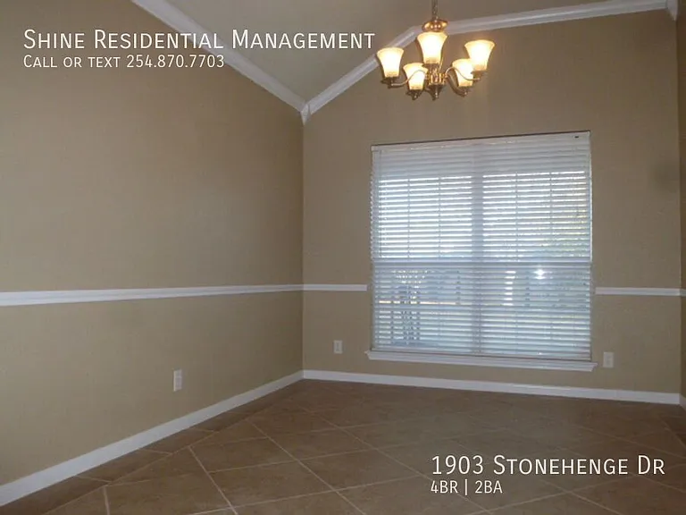 1903 Stonehenge Dr — Photo 4