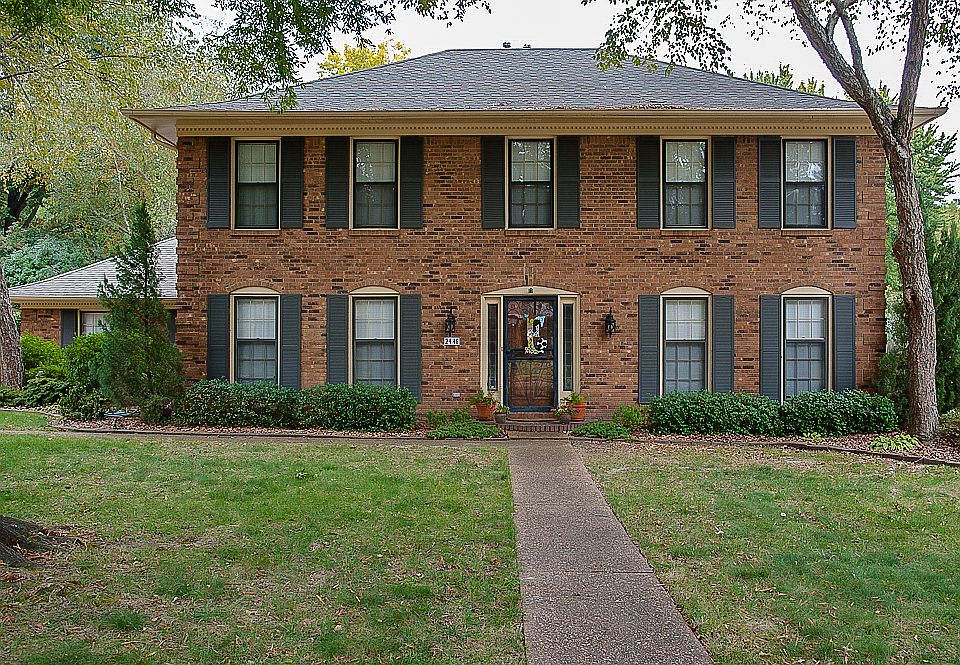2nd image of 2446 Dogwood Trail Dr