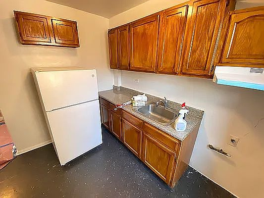5th image of 84-12 35th Ave APT 5D