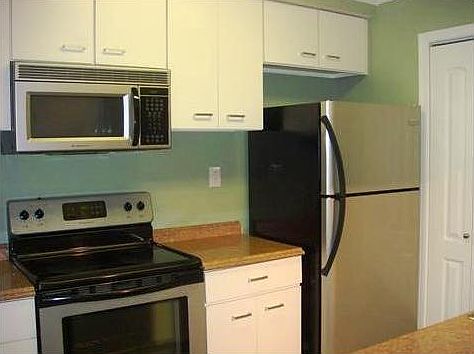 3rd image of 402 Sea Pointe Ct APT 102