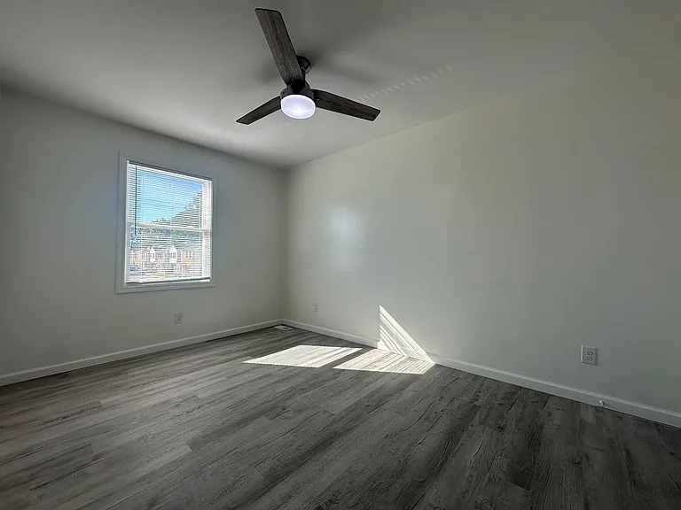 320 Myrtlewood Cir — Photo 14