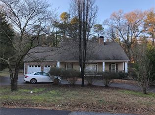 1805 Hammond Woods Cir SW, Marietta, GA 30008