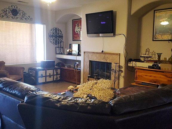 5th image of 33120 S SUMMIT Drive