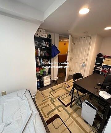 2nd image of 109 Queensberry St APT 1A