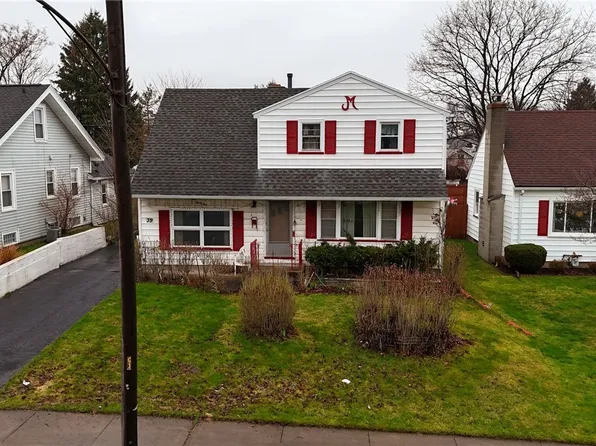 39 Standish Rd, Rochester, NY 14626