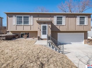 1050 N 3rd St, Springfield, NE 68059
