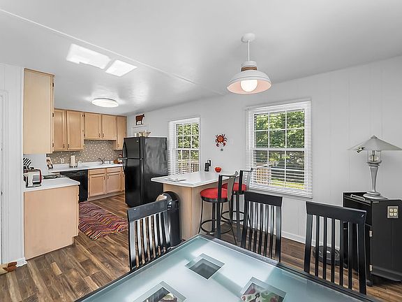 5th image of 19 Wilburn Rd