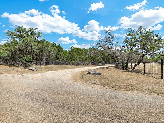 5th image of 594 BUCKHORN TRAIL