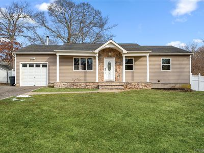 6 Edward Court, Ronkonkoma, NY, 11779
