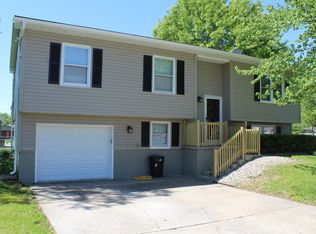 1508 Pinelawn Ct, Mexico, MO 65265