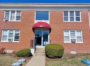20 Arlington St APT 2B, Yonkers, NY 10710