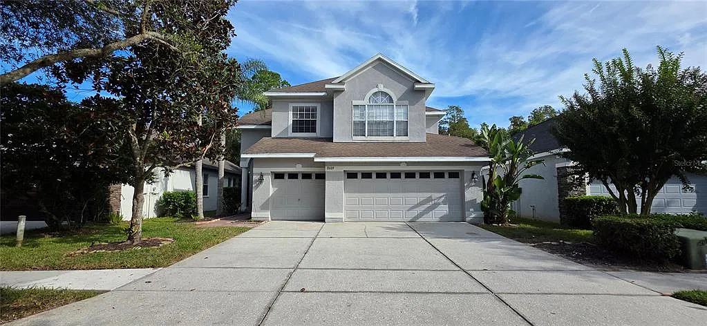 4 bed, 2.5 bath, 2575 sqft, $3,950 — Photo 4