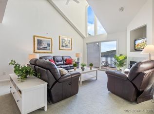 521 Park Place Dr #4E, Kaiser, MO 65047