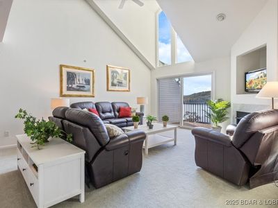 521 Park Place Dr #4E, Kaiser, MO, 65047