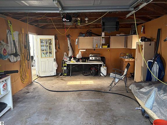 5th image of 2507 Nelson St