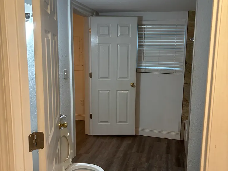 217 Vine St — Photo 5
