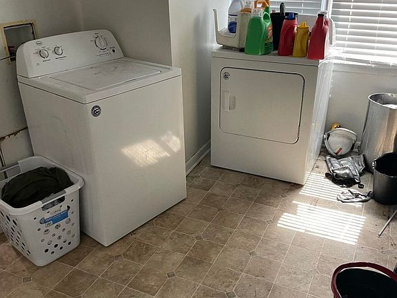 4th image of 119 Golden Mack Rd