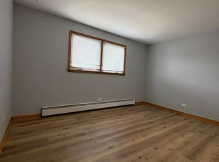 4934 Harold Ave APT 1D, Schiller Park, IL 60176