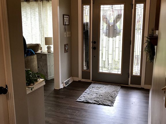 5th image of 418 Oak Hill Dr