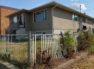 1627 22nd St W, Saskatoon, SK S7M0T2