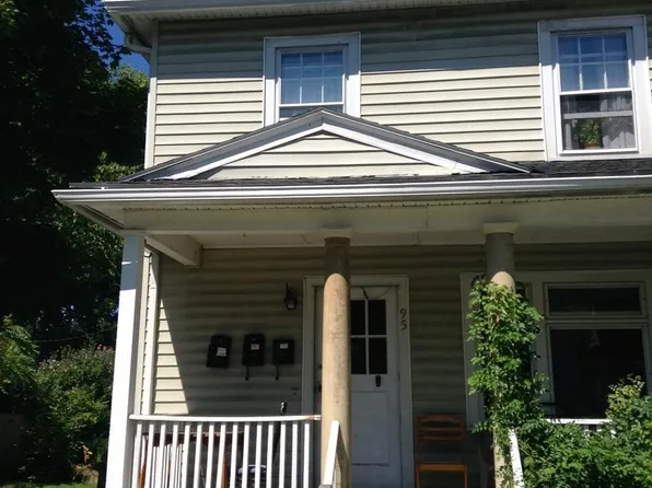 95 Oakland St, Rochester, NY