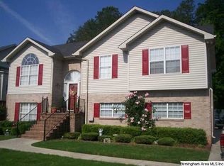 541 Flint Parc Cir, Bessemer, AL 35022