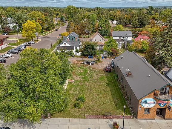 5th image of 10596 Main Street