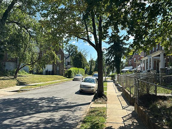 5th image of 4012 W Cold Spring Ln