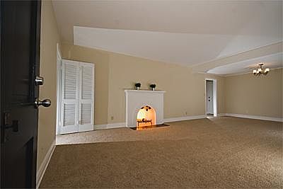2nd image of 5290 G St
