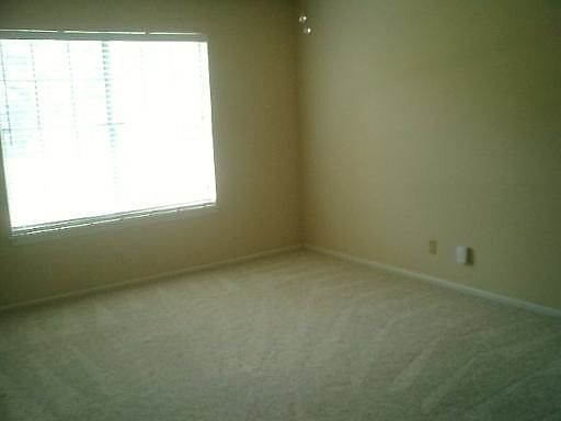 2nd image of 2420 McCullough Ave APT 201