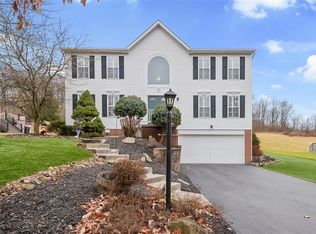 617 Water View Dr, Cranberry Township, PA 16066