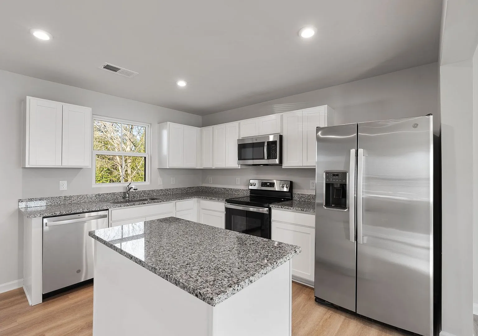 109 Brooklane Ct. — Photo 3