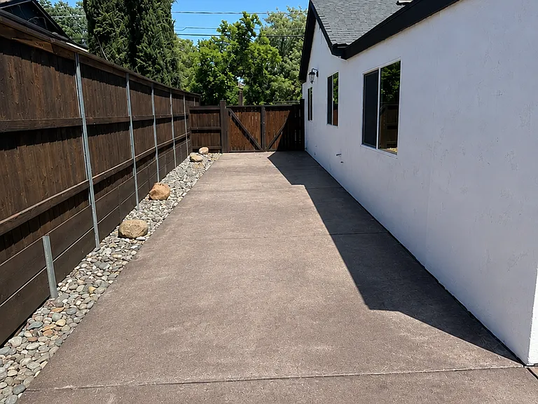 2245 Ceanothus Ave — Photo 58