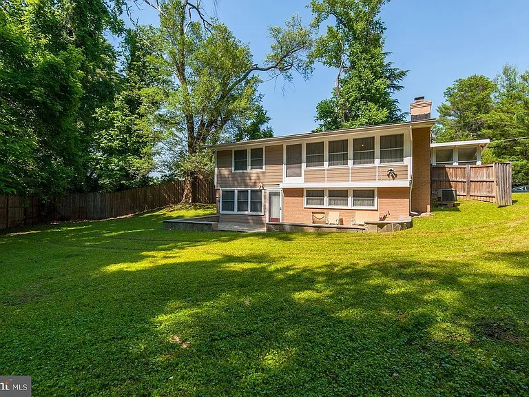 2902 Pine Spring Rd — Photo 26