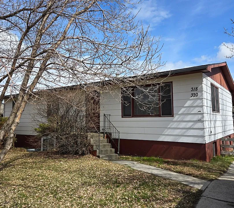 318 & 320 N 19th Ave