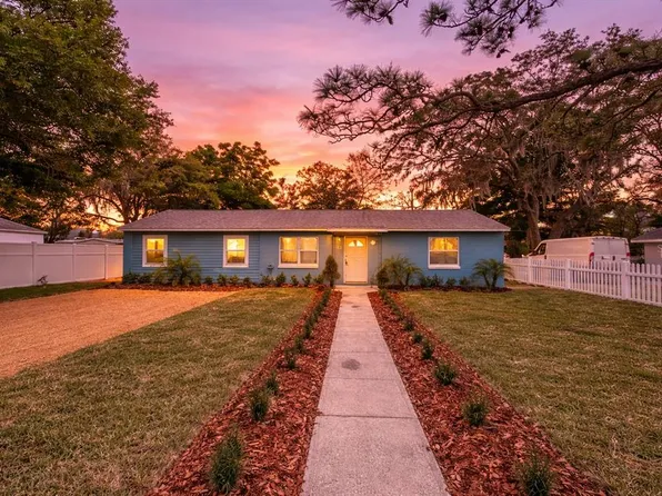 25 Charlotte Ave, Eustis, FL 32726