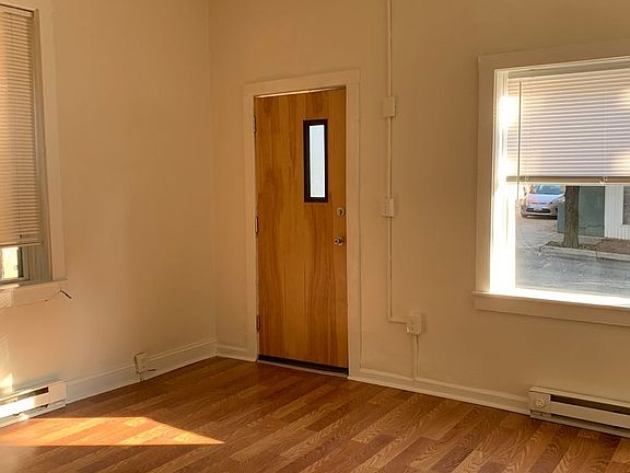 3rd image of 145 E Franklin St #1