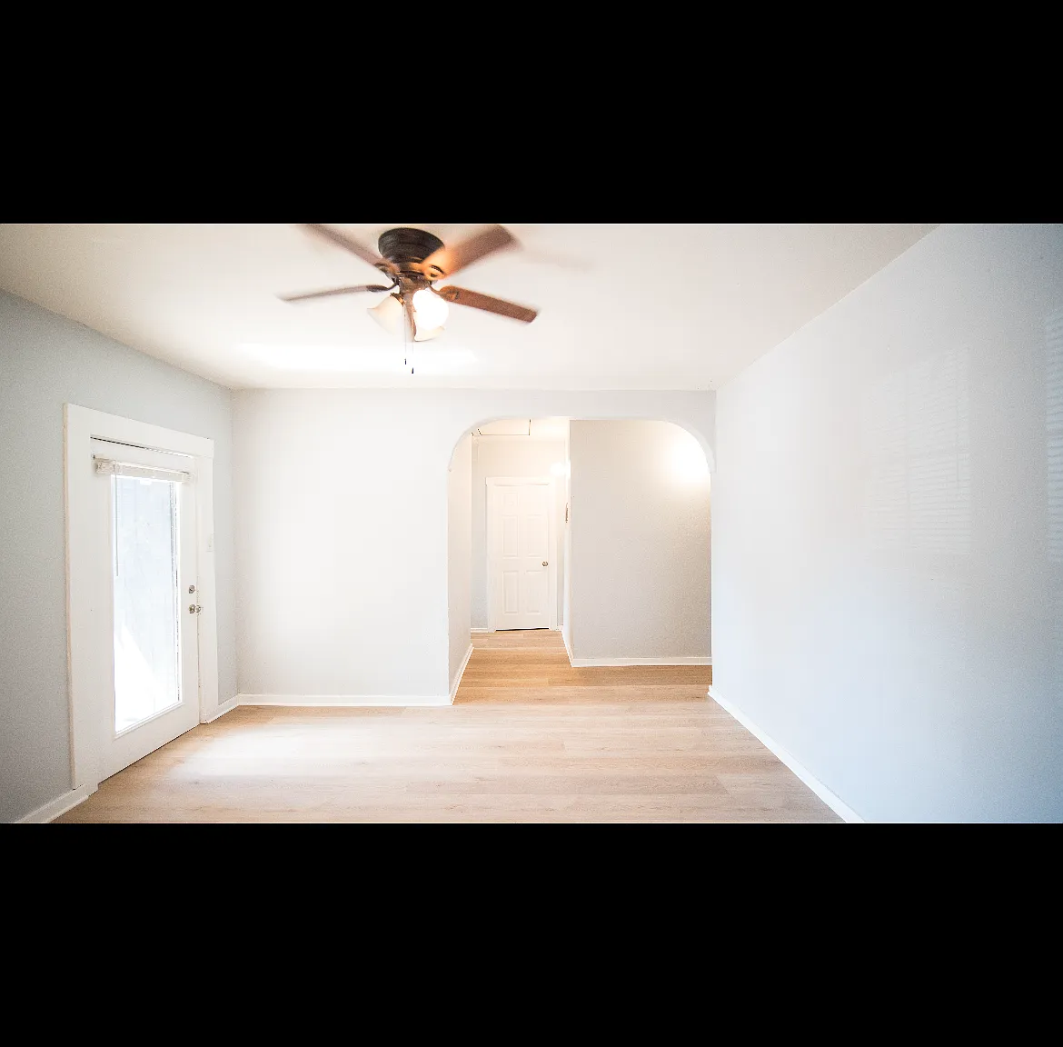 3 bed, 1200 sqft, $1,250 — Photo 1