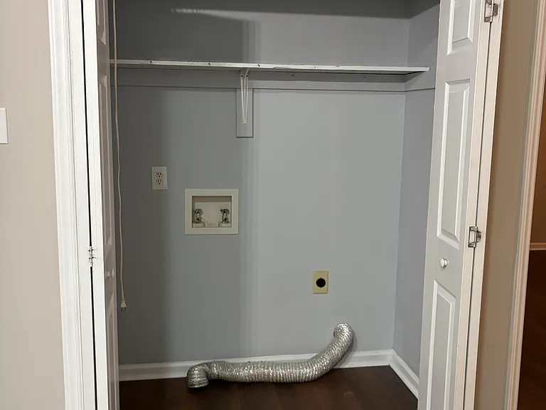 116 Patricia Dr — Photo 12
