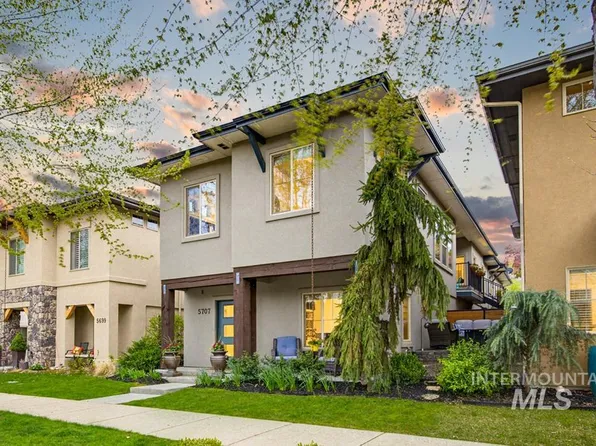 5707 W Hidden Springs Dr, Boise, ID 83714