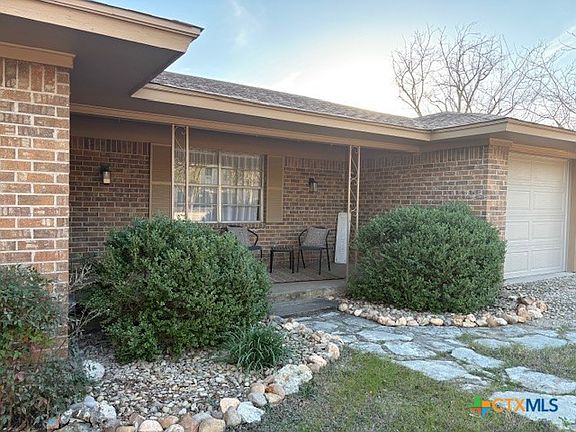 2nd image of 151 Rose Ln