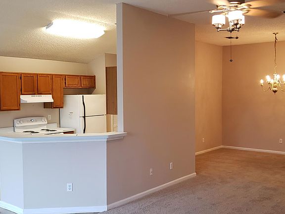 4th image of 456 Brody Cove Trl