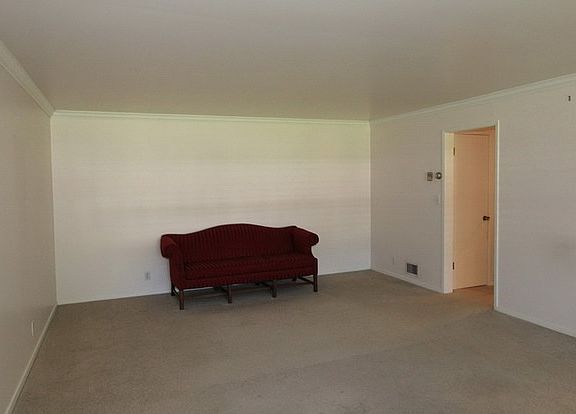 3rd image of 2209 E Carriage Ln APT 37