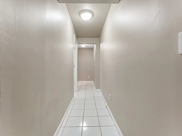 7166 Holland Ln — Photo 23