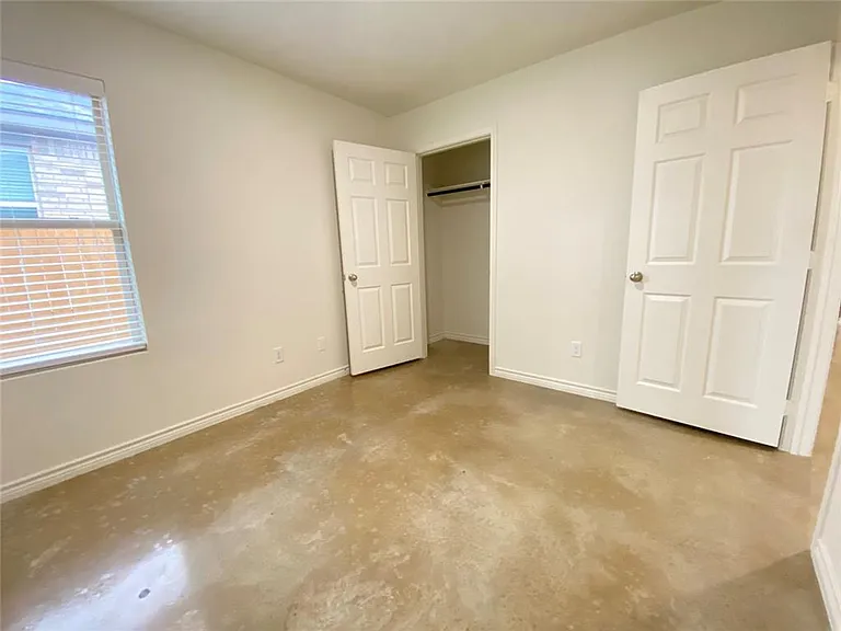 2320 Duntov Dr — Photo 22