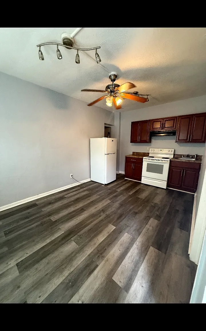 1 bed, $1,550 — Photo 1