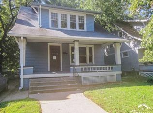 1221 SW 11th St, Topeka, KS 66604